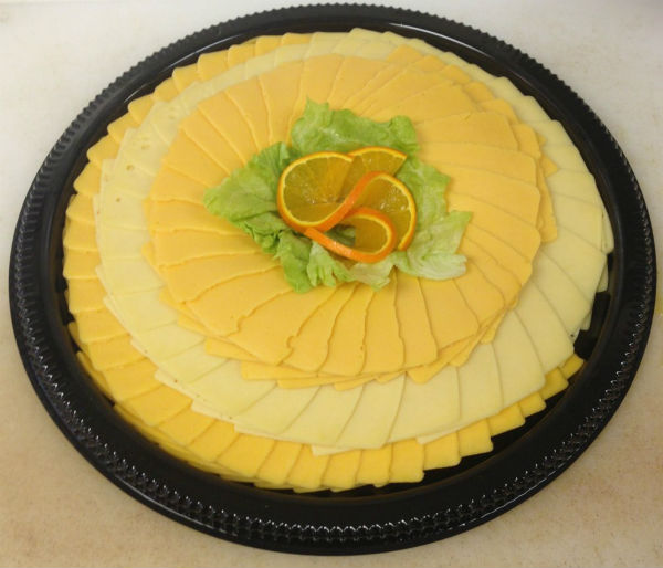 Сыр, разложенный по цвету фото