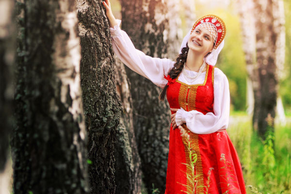 Невеста в русском сарафане фото
