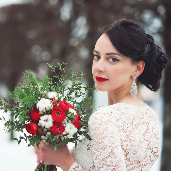 Зимний букет для невесты в стиле рустик фото