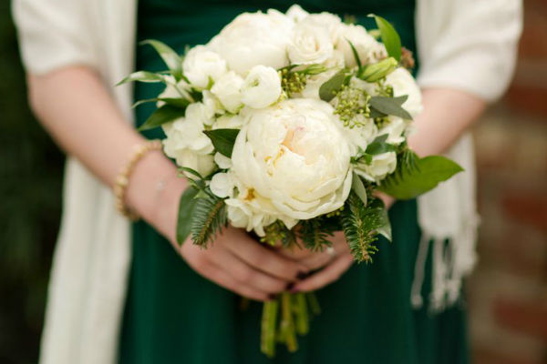 Букет в бело-зеленом цвете фото