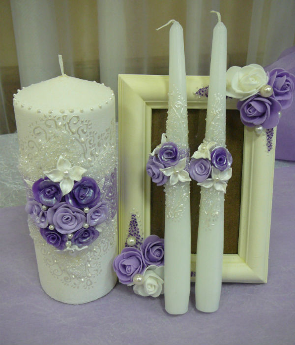 Свечи для свадьбы в сиреневом цвете фото